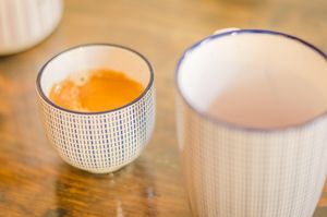 Kaffeespezialitäten im Bakgård Coffeehouse Traunstein